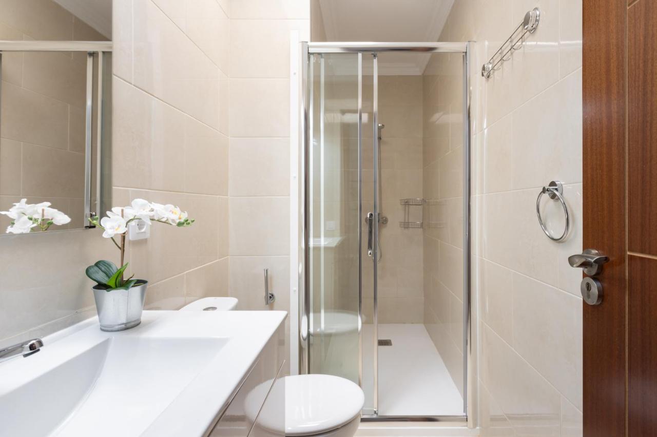 Classbnb - Three Spacious Apartments 150M From The Las Americas Promenade Arona  Eksteriør billede