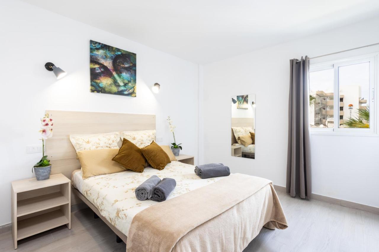 Classbnb - Three Spacious Apartments 150M From The Las Americas Promenade Arona  Eksteriør billede
